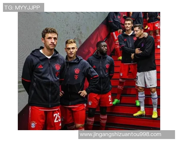 莱万重返德甲战旧主拜仁球迷怒斥其忘恩负义情绪高涨 莱万重返德甲战旧主拜仁球迷怒斥其忘恩负义情绪高涨